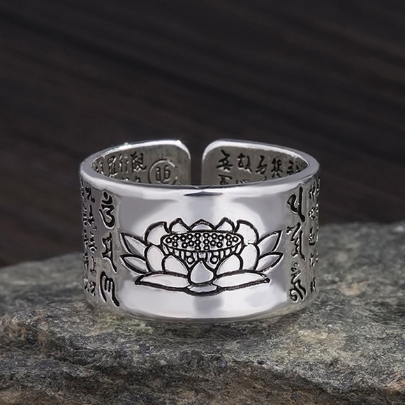 Heart Sutra lotus adjustable silver ring - Picture 2 of 9
